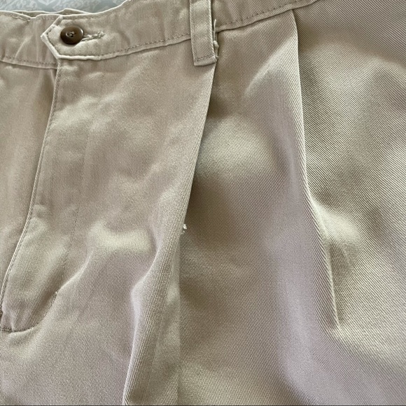 ‼️Sold‼️Dockers Beige Khakis Pants - Picture 14 of 15